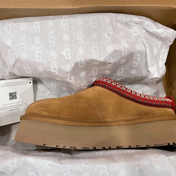 uggs tazz size 7